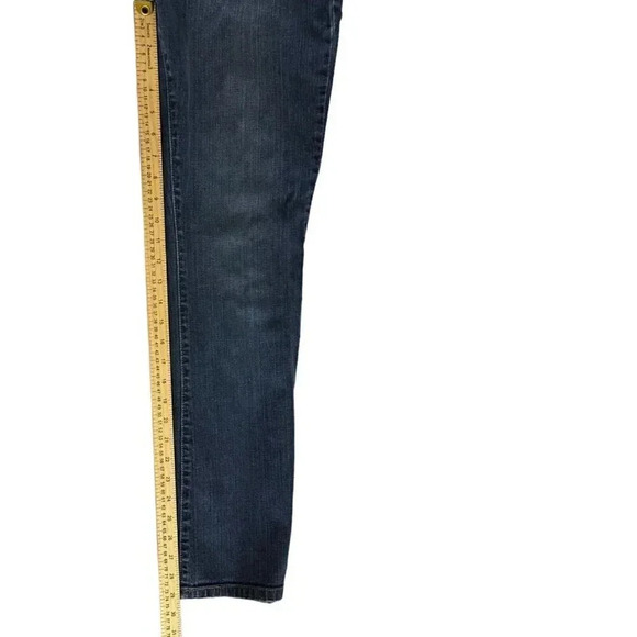 Levis 515 Womens Jeans Size 6 Medium Blue Boot Cut Five Pockets - Picture 9 of 13